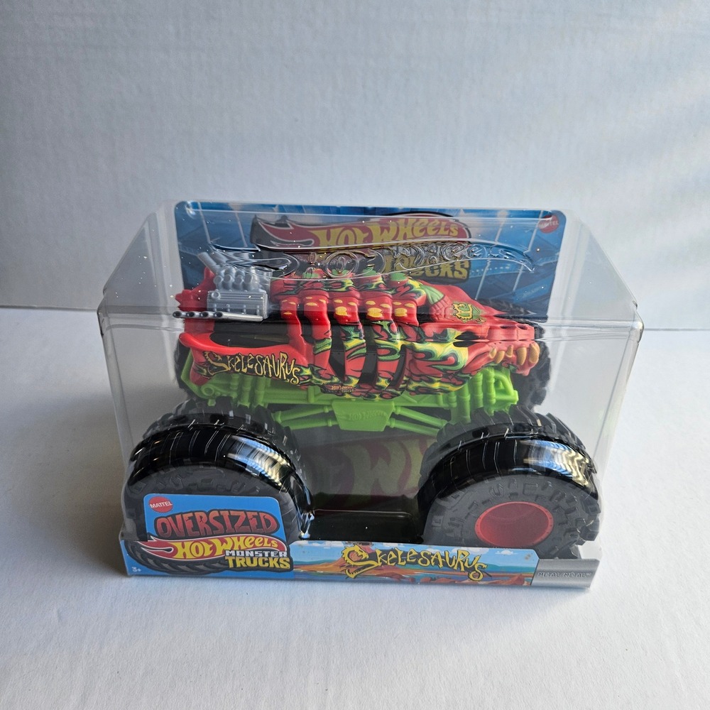 Hot Wheels Monster Trucks Oversized Skelesaurus 1:24 Scale Die-Cast Vehicle Red